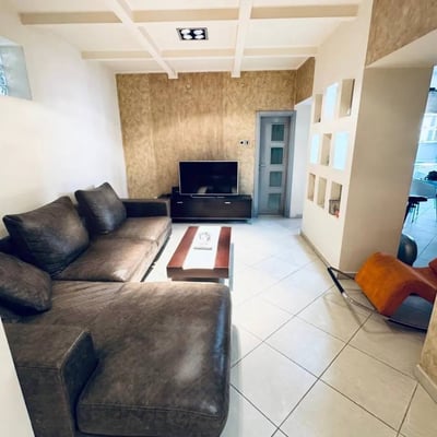 Miete einer gemütlichen 2-Zimmer-Wohnung, 56 m², im Stadtzentrum von Belgrad, Serbien
